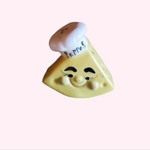 Htf vintage DeForest cheese Pepper Shaker